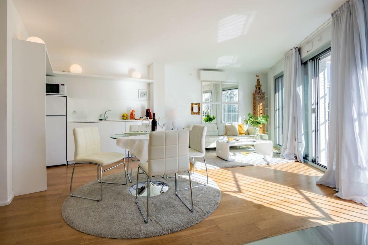 Betis Deluxe Riverside Appartement *